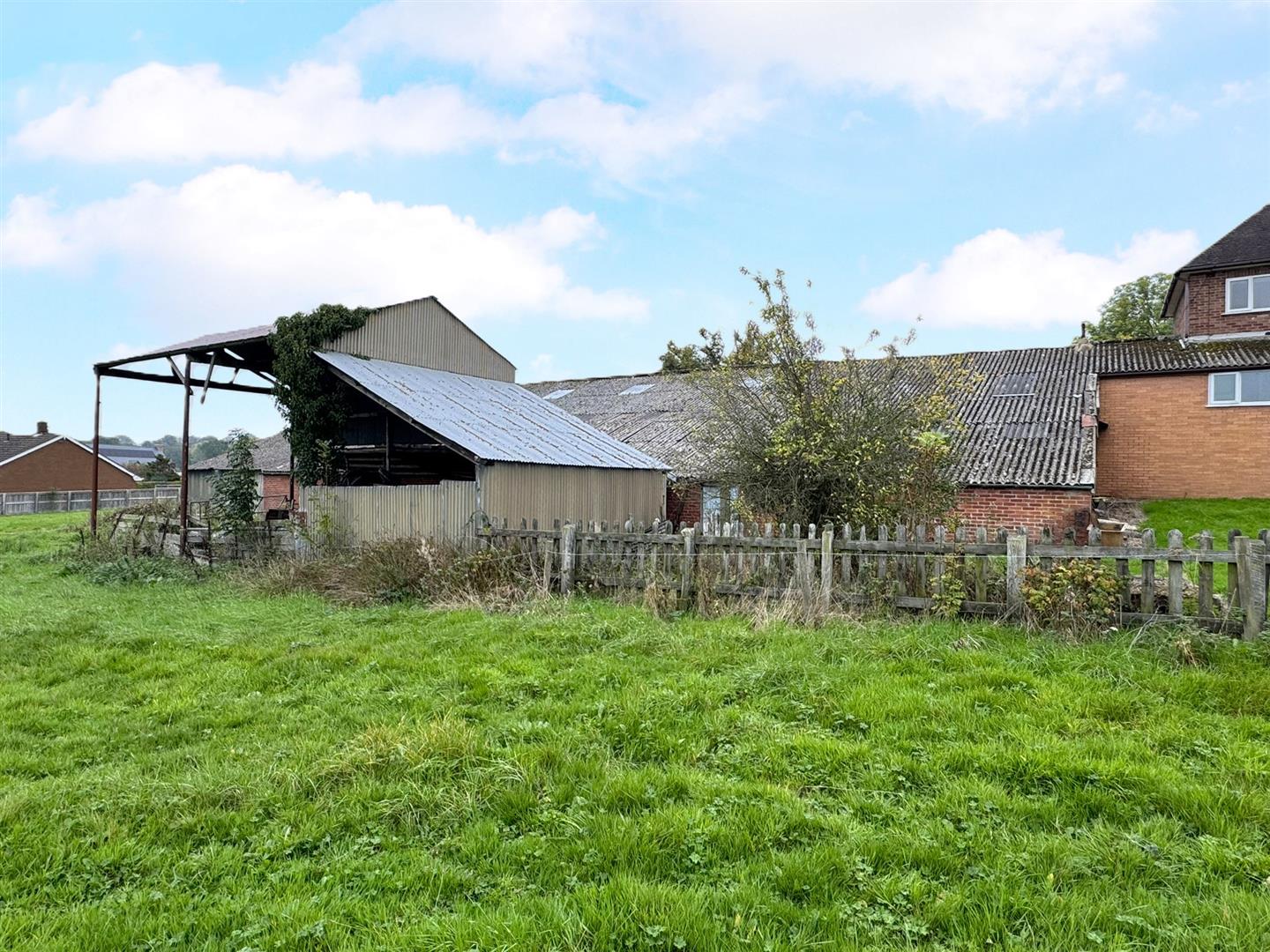 Barns at Brynffynon, Llanymynech, SY22 6QN